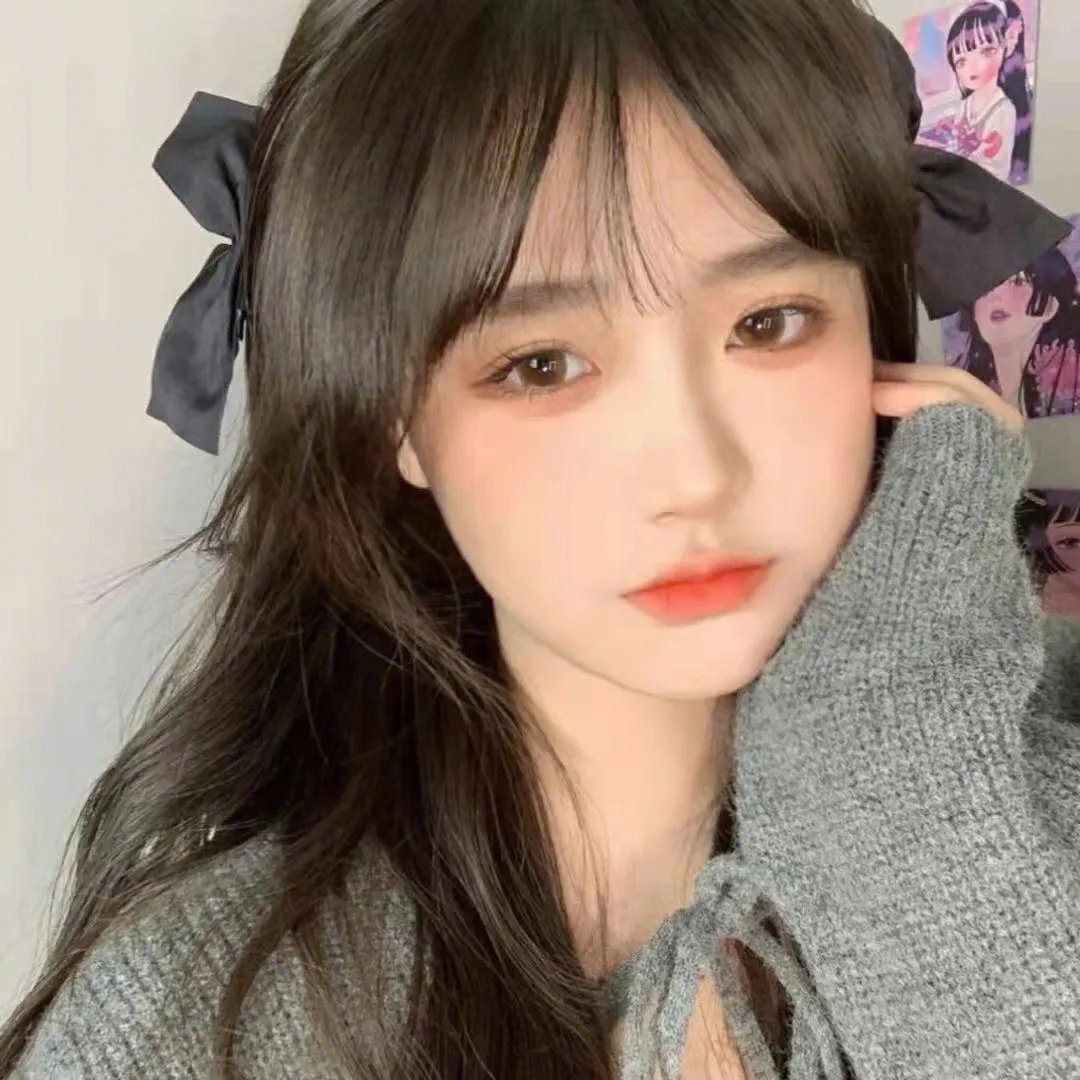 扬眉女导甘比茵